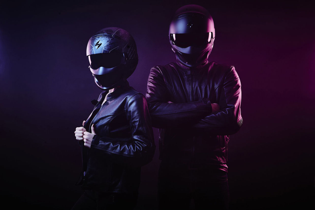 Ny motorcykelhjälm i två delar från Scorpion