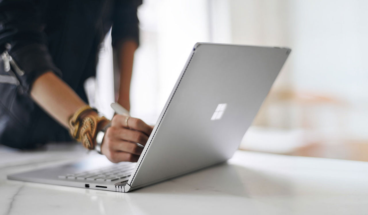 Microsoft ger dig 650 dollar om du byter din Macbook mot Surface