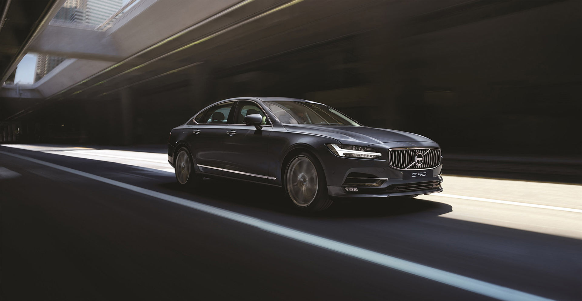 Ny superlyxig version av Volvo S90