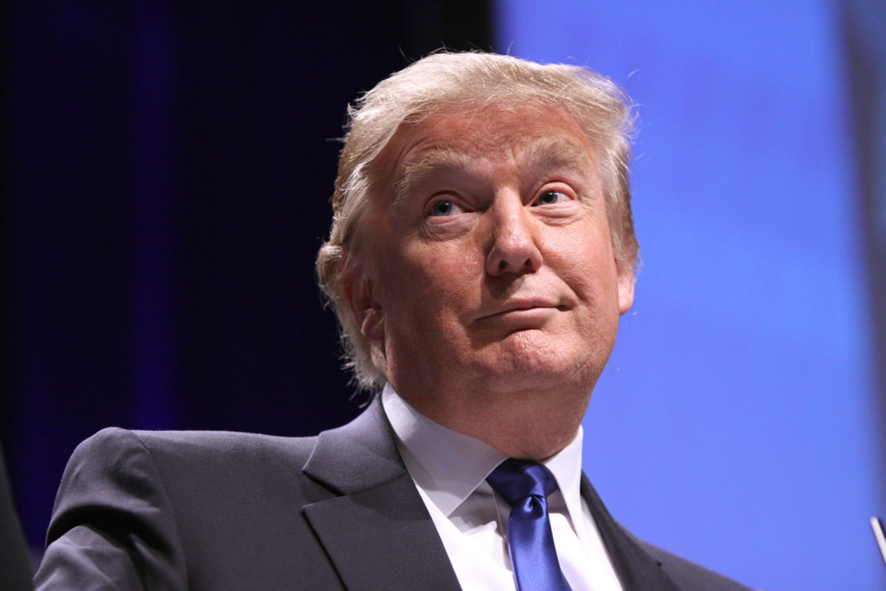 Artificiell intelligens förutspår att Donald Trump vinner