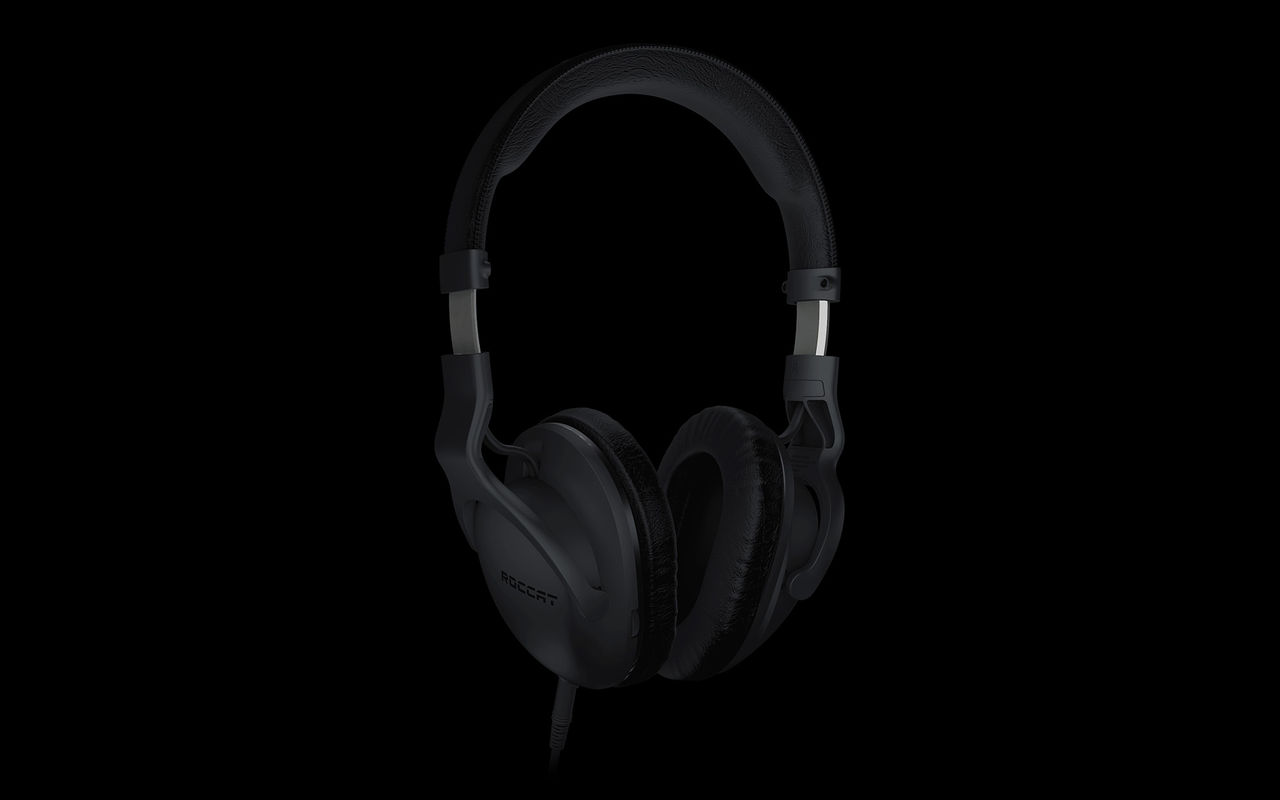 Roccat visar upp Cross