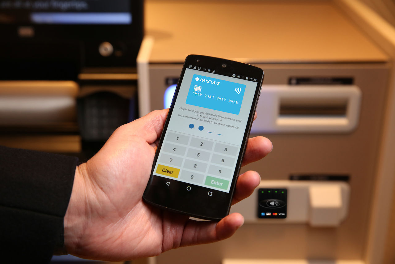 Använd mobilen för att ta ut pengar från bankomaten