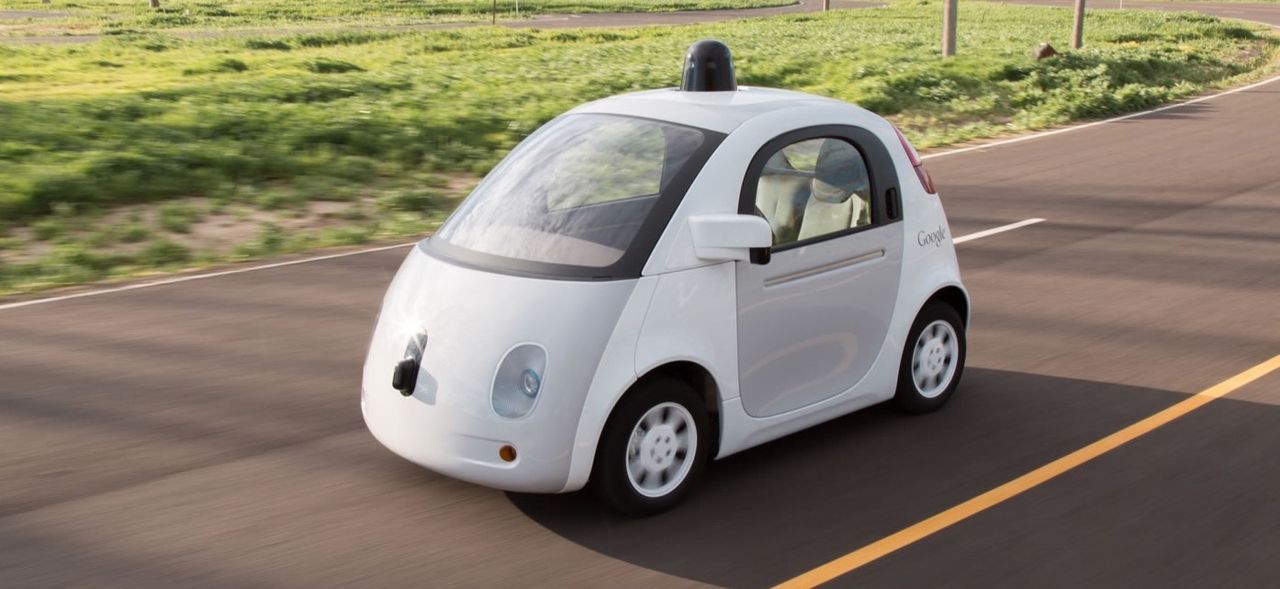 Google ryktas lägga ner utvecklingen av egna självkörande bilar