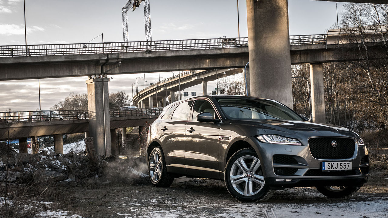 Jaguars första SUV kunde lika gärna varit en Range Rover