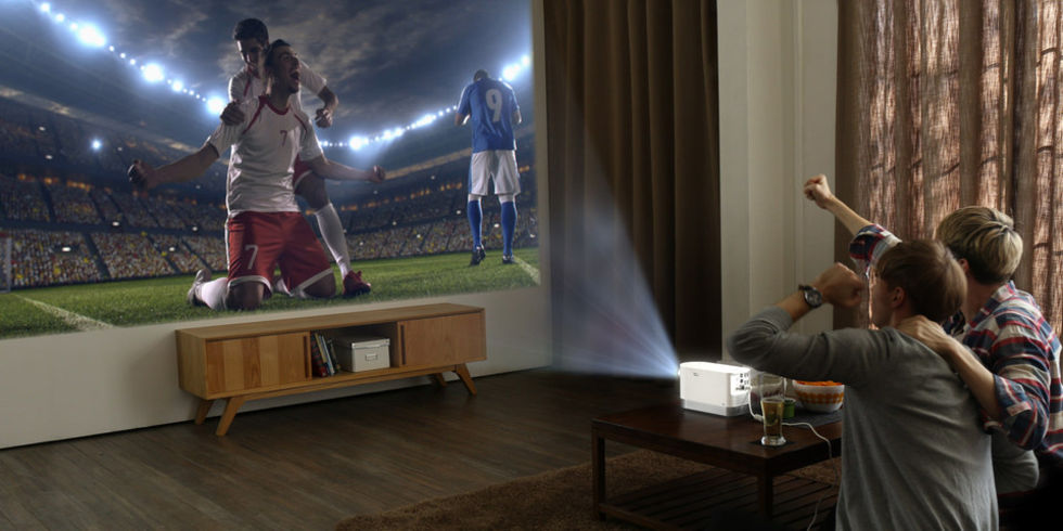 LG visar upp projektorn ProBeam