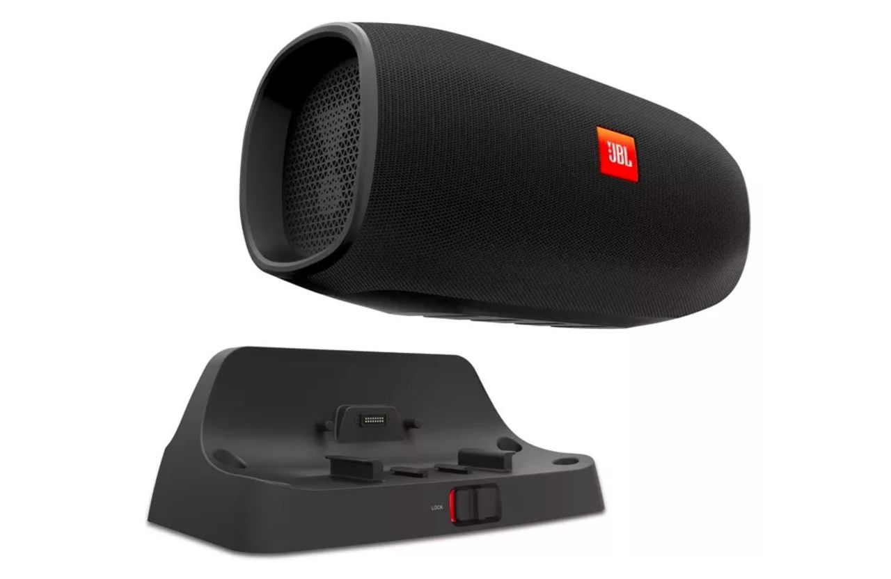 JBL BassPro Go är en högtalare för bilen och stranden