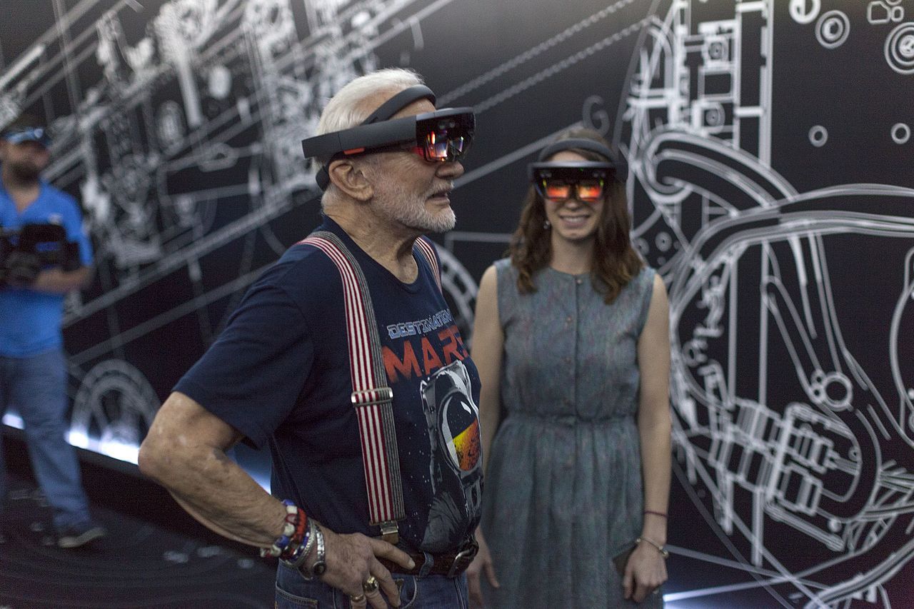 Version 3 av Microsofts HoloLens kommer 2019?