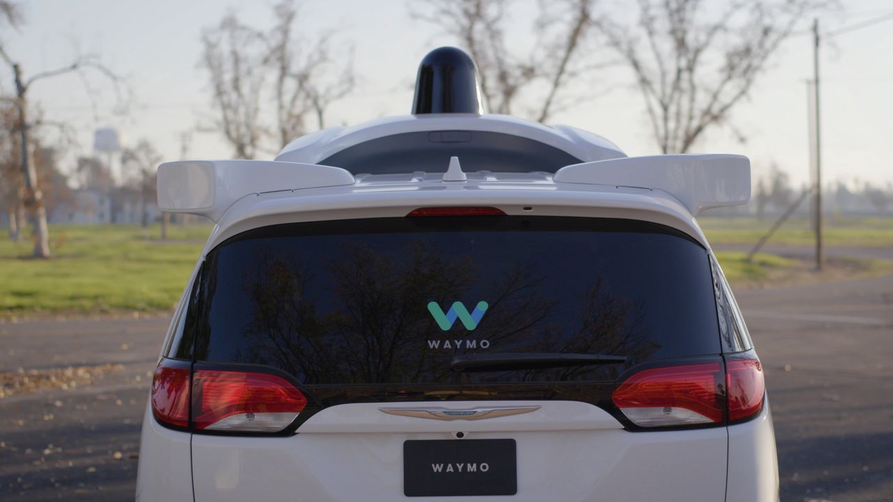 Waymo stämmer Uber