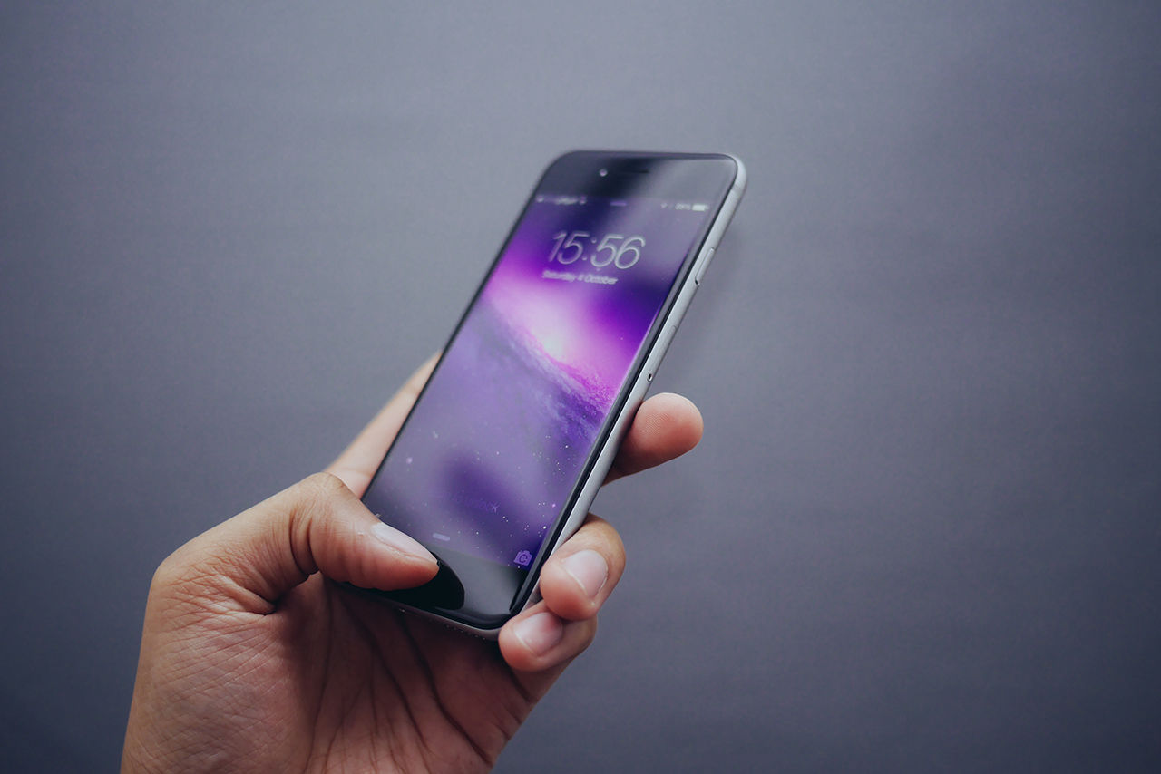 Företag säger sig kunna låsa upp iPhones