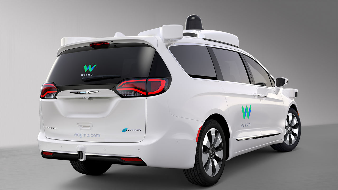 Waymo vill att Uber slutar köra sin självkörande bilar