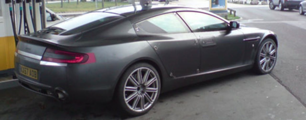 Avklädd: Aston Martin Rapide