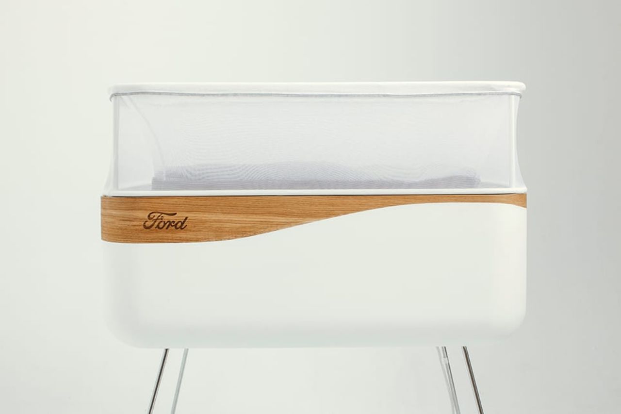 Max Motor Dreams är en babysäng från Ford