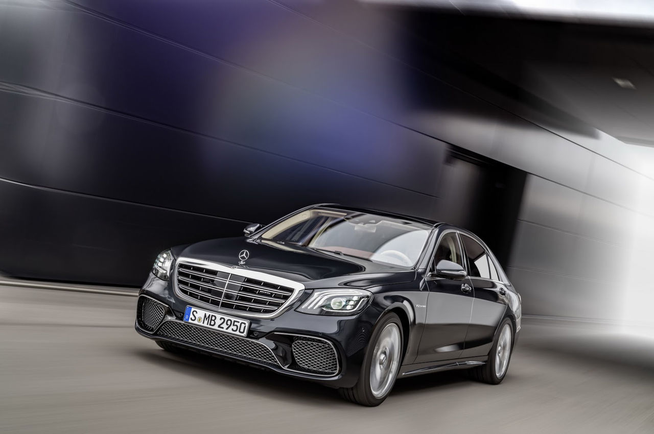 Mercedes visar upp S-Klass nya ansikte