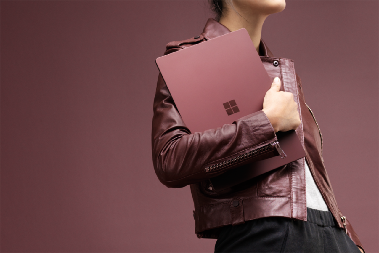 Microsofts nya Surface Laptop läcker innan event