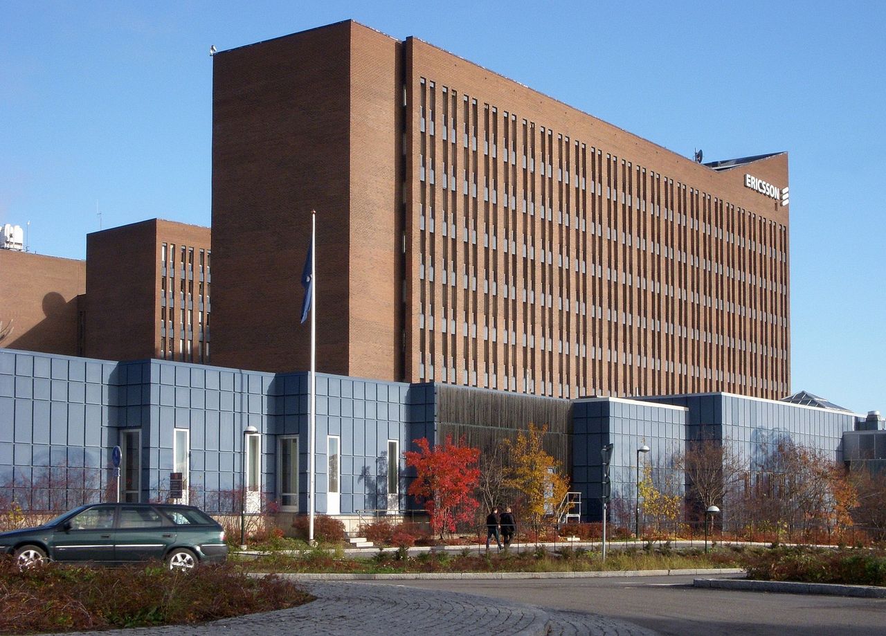 Ericsson fokuserar om och satsar på sin kärnverksamhet