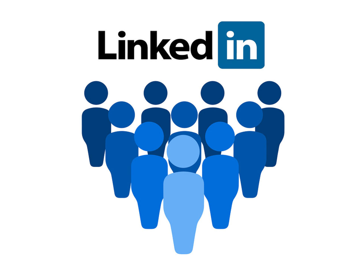 LinkedIn måste hålla publika profiler öppna