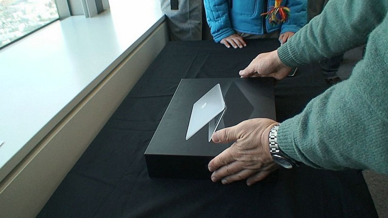 Så ser MacBook Air:s förpackning ut