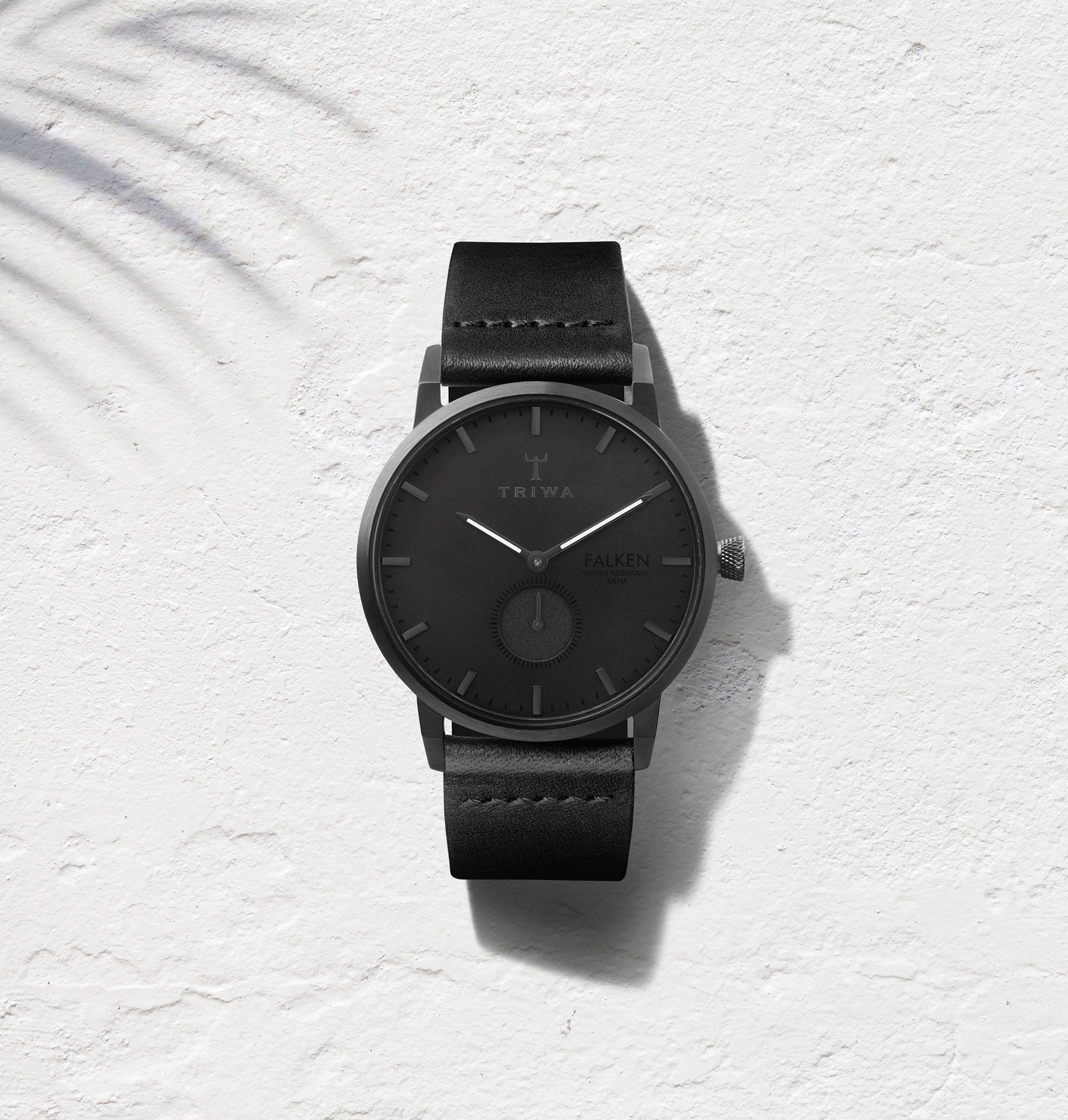 Svart som natten från Triwa