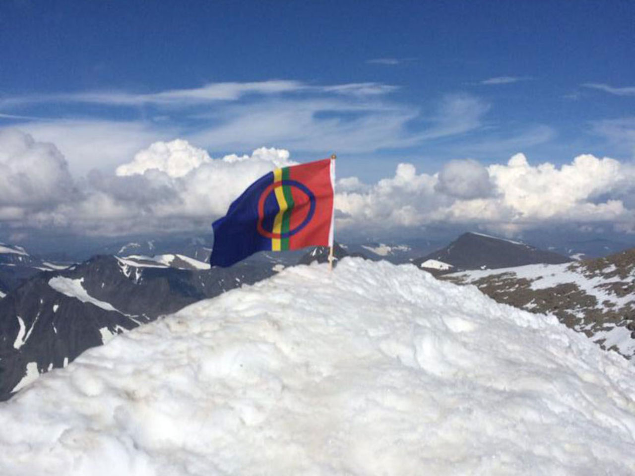 Kebnekaises sydtopp fortsatt högre