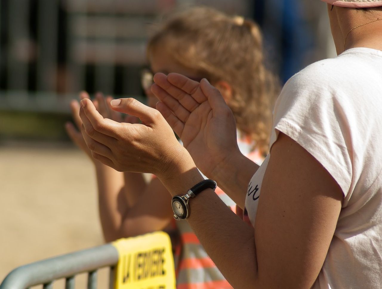 Mediums skribenter får betalt för hur mycket läsarna applåderar