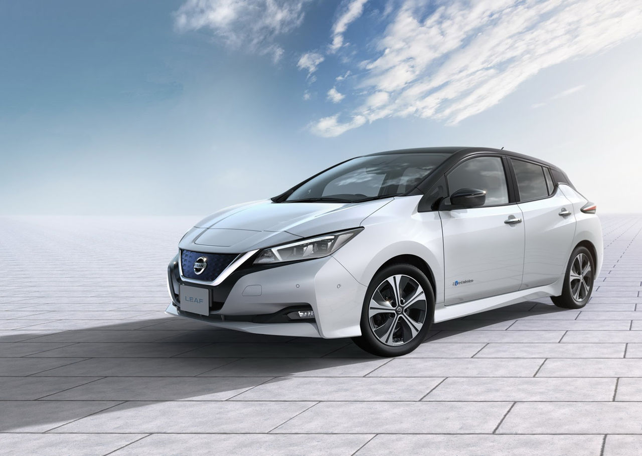 Nissan rullar ut nya Leaf