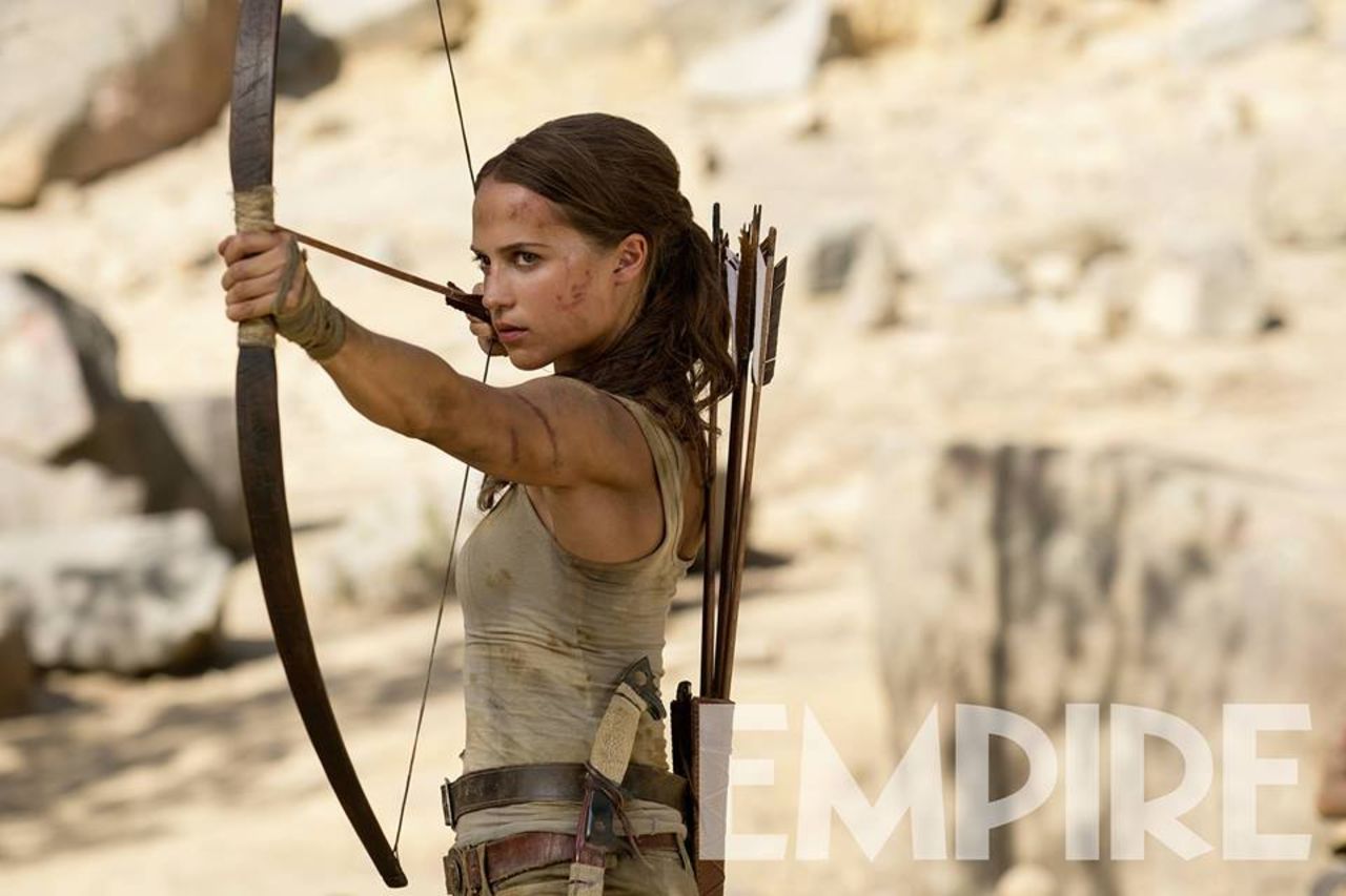 Nya bilder på Alicia Vikander som Lara Croft