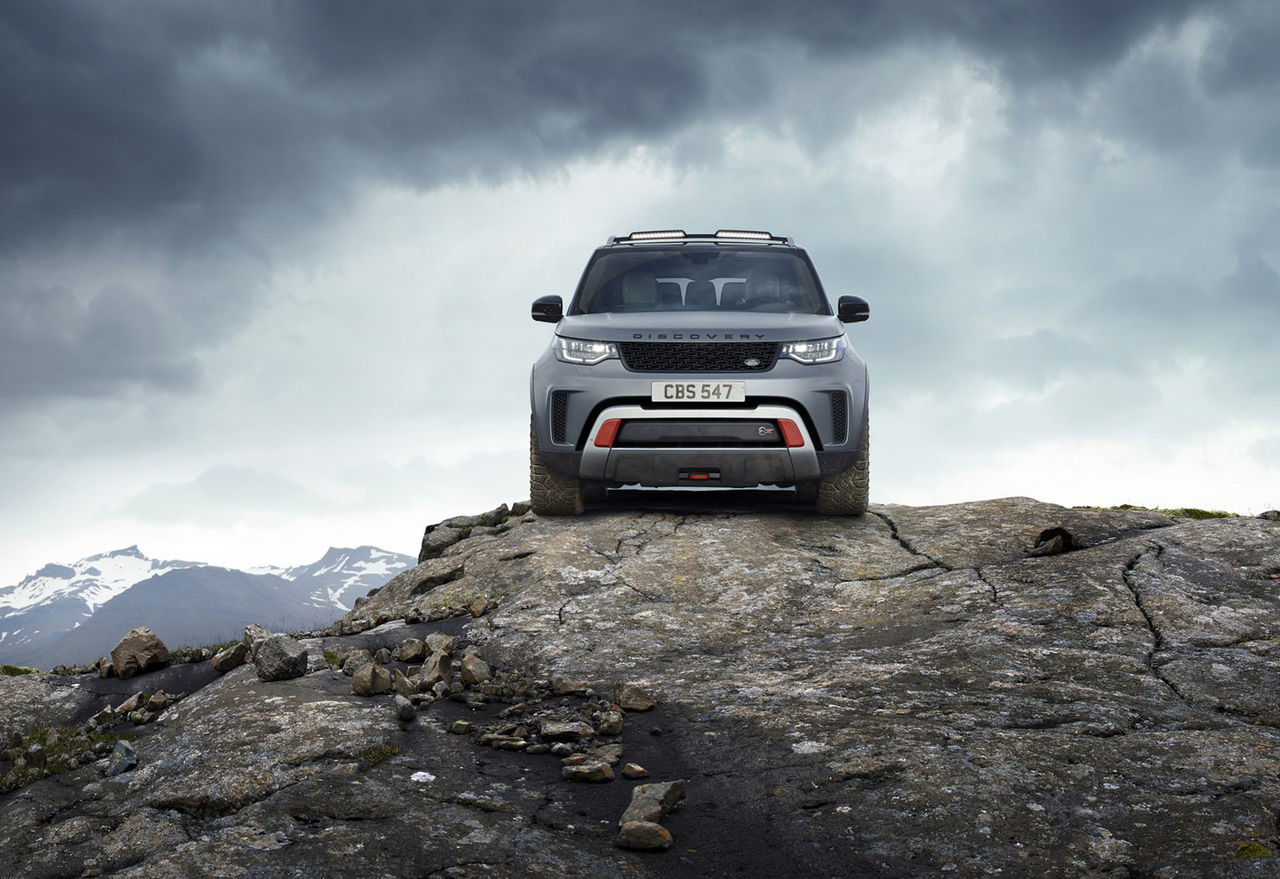 Land Rover presenterar Discovery med 525 hästar