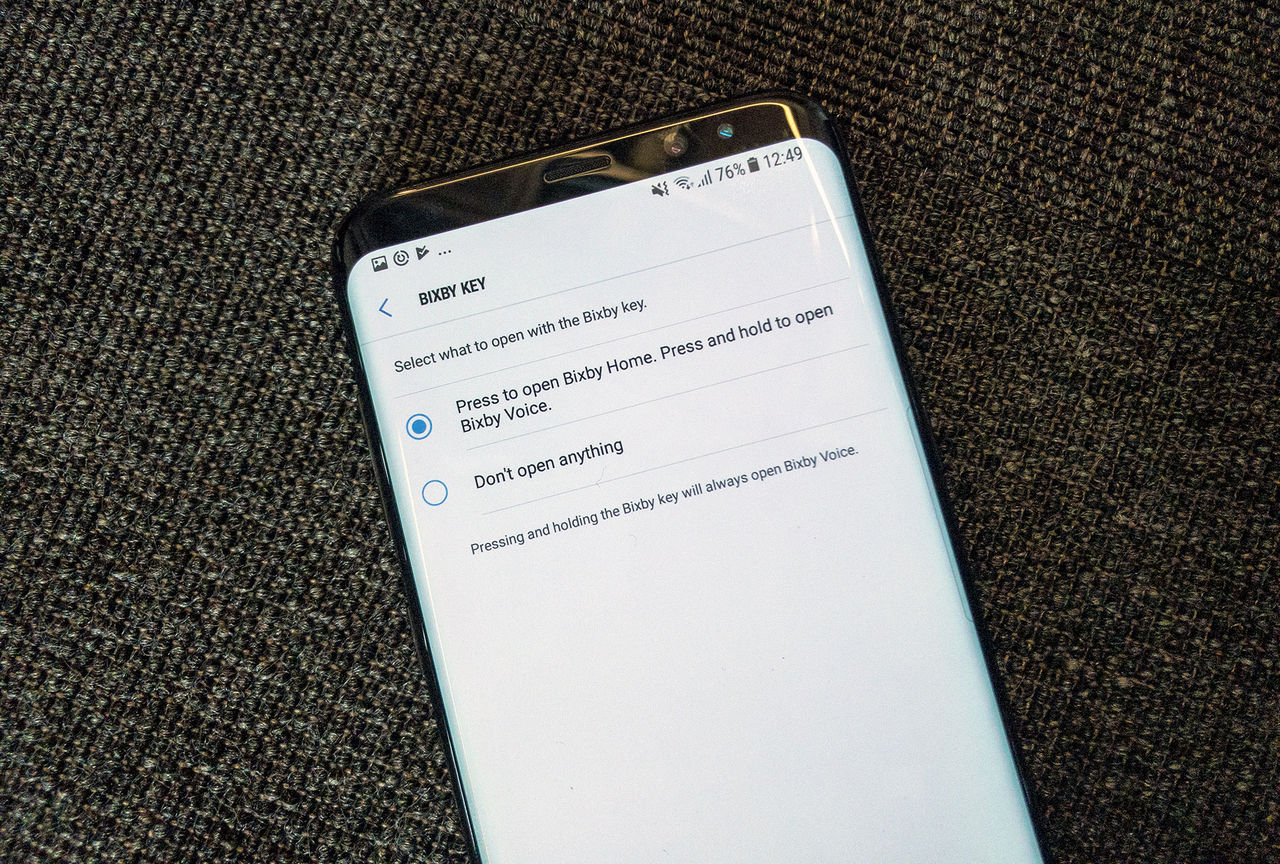 Samsung låter dig stänga av Bixby-knappen 