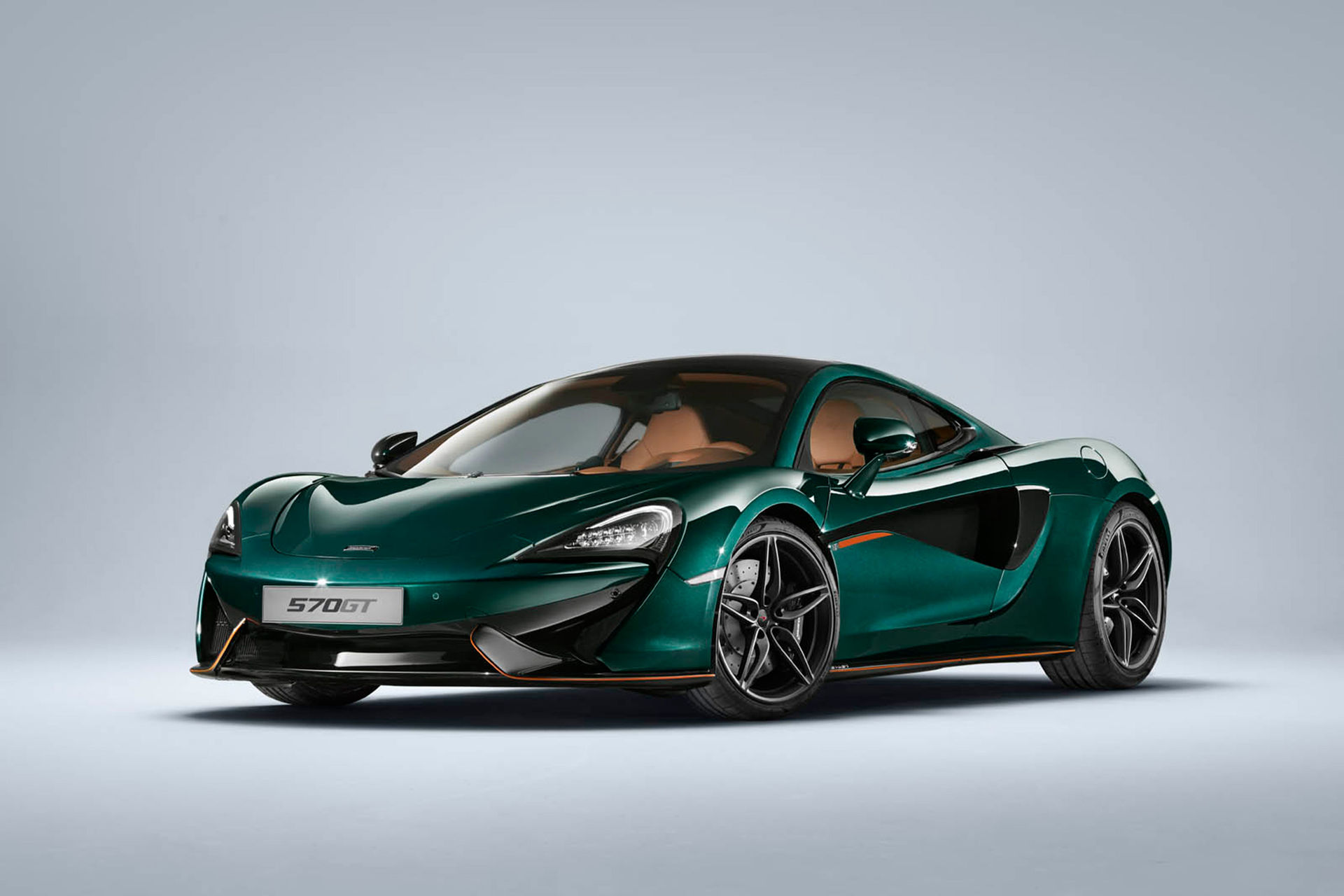 Sex stycken specialversioner av McLaren 570GT