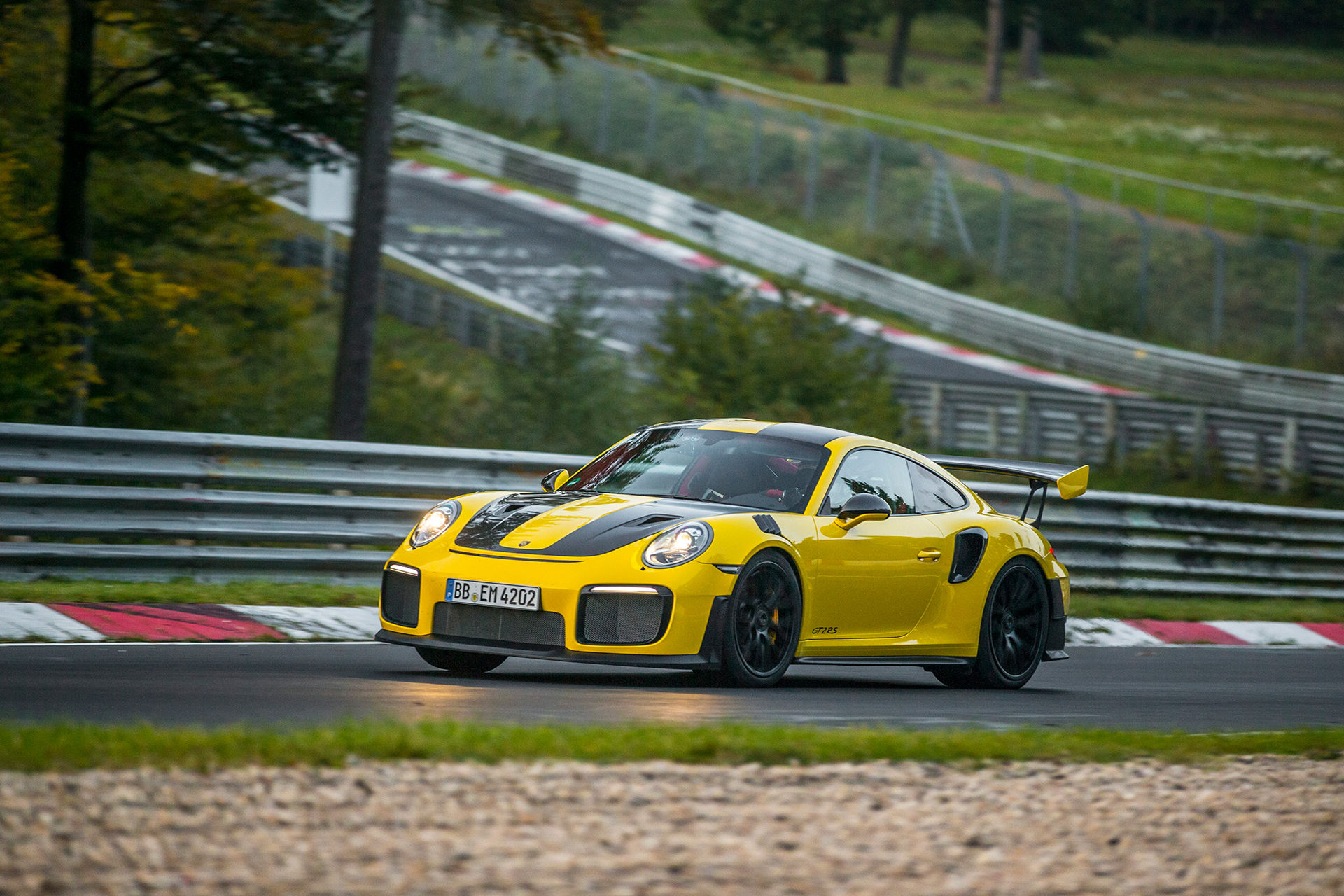 Nya Porsche 911 GT2 RS är snabbast runt Nürburgring