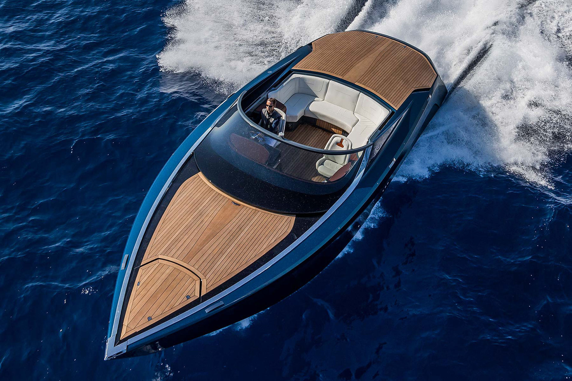 Aston Martins båt får mer effekt