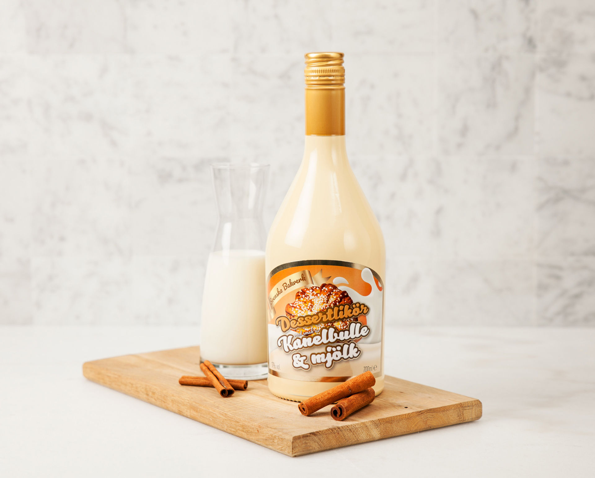 Likör med smak av Kanelbulle och mjölk