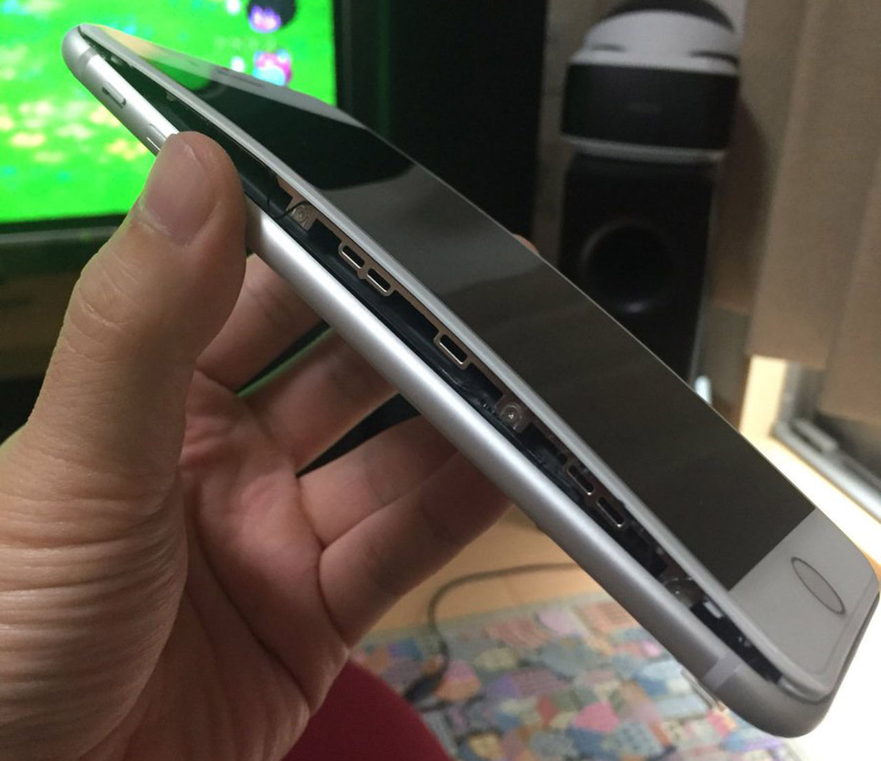 Apple undersöker svällande batterier i iPhone 8 Plus