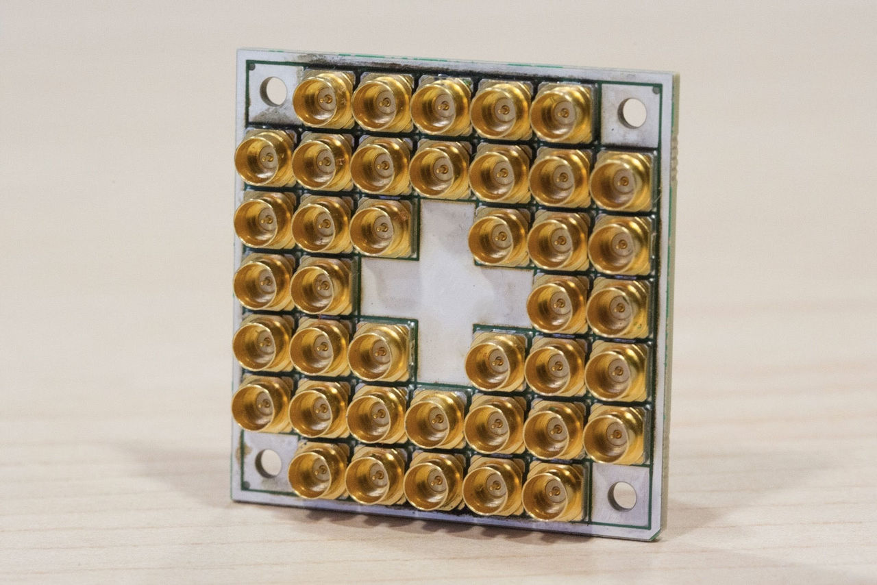 Intel har utvecklat chippet Surface 17 till kvantdatorer