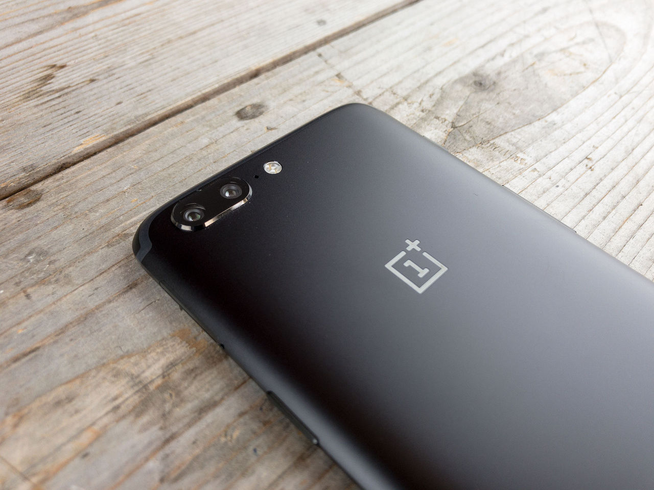 OnePlus drar ner på datainsamlingen