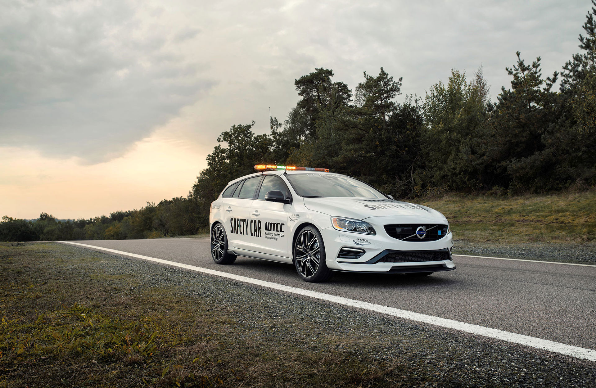 Volvo V60 Polestar WTCC Safety Car har uppdaterats för 2018
