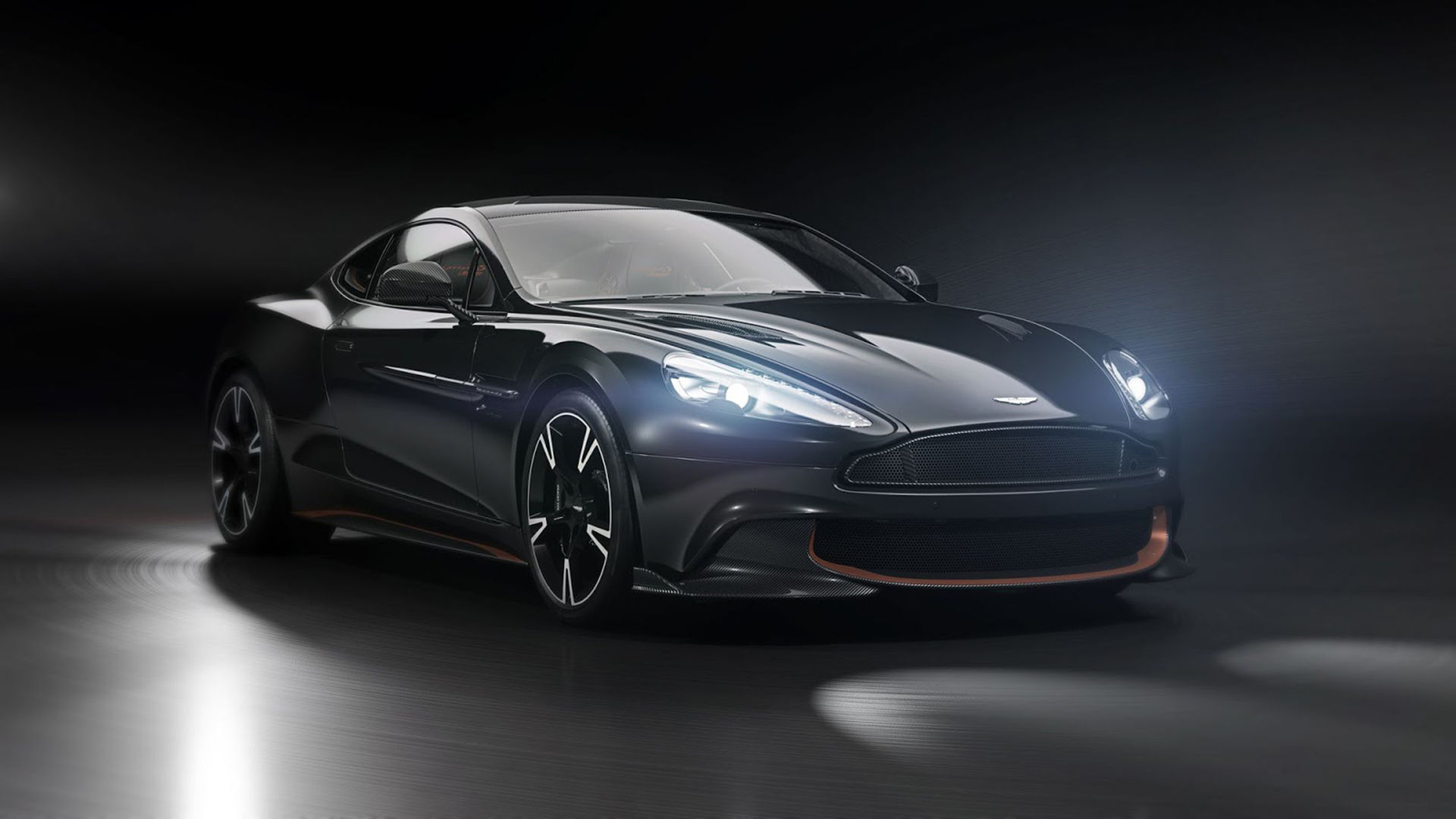Aston Martin Vanquish S Ultimate vinkar av modellen