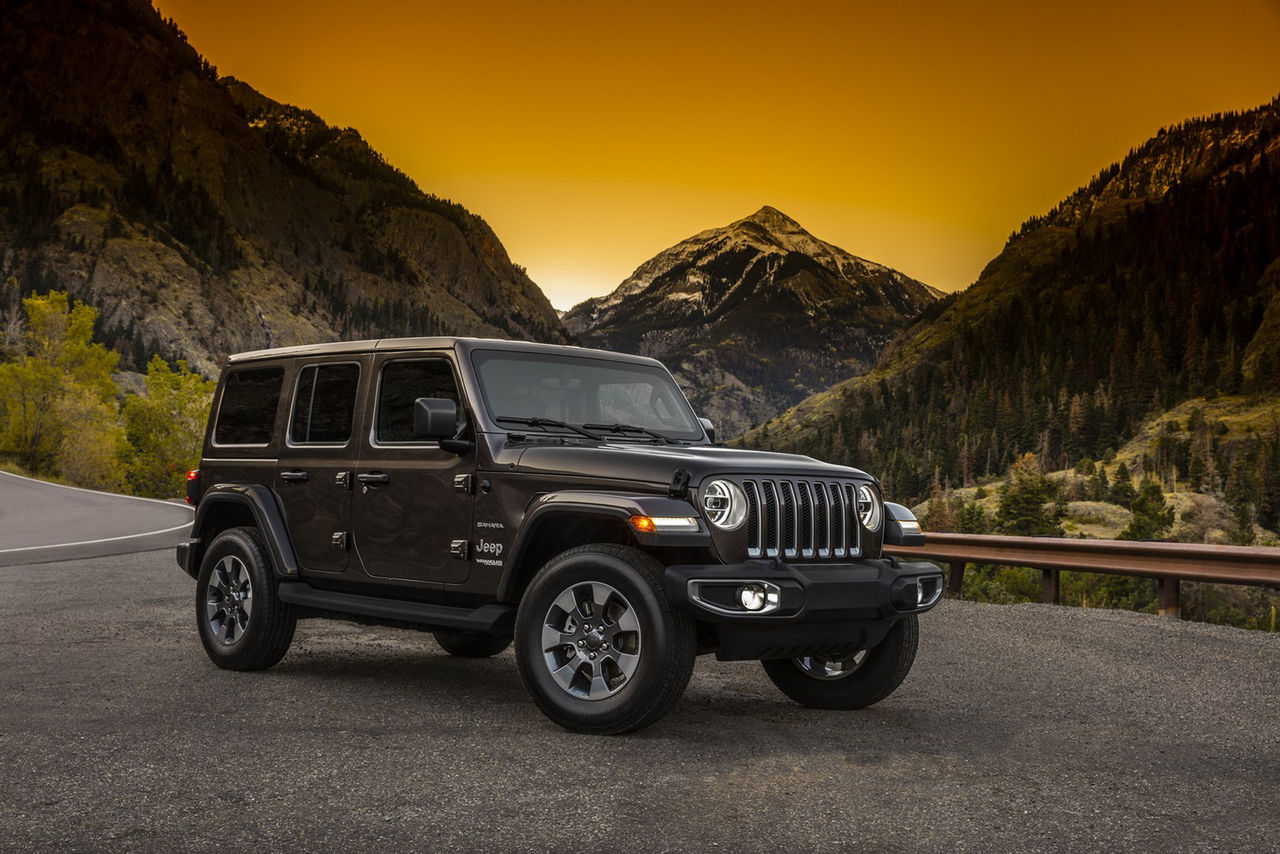 Första bilderna på nya Jeep Wrangler