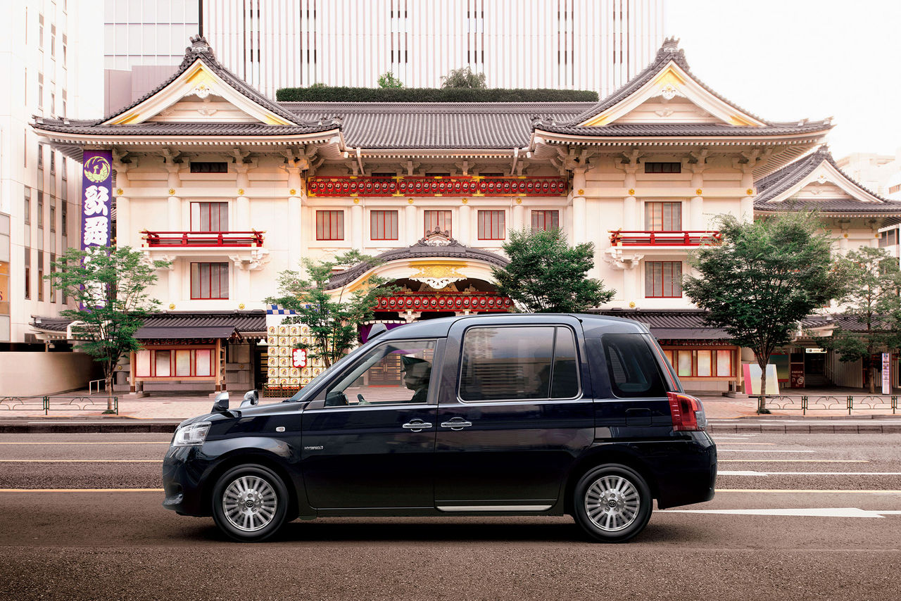 Det här är japans nya taxibil