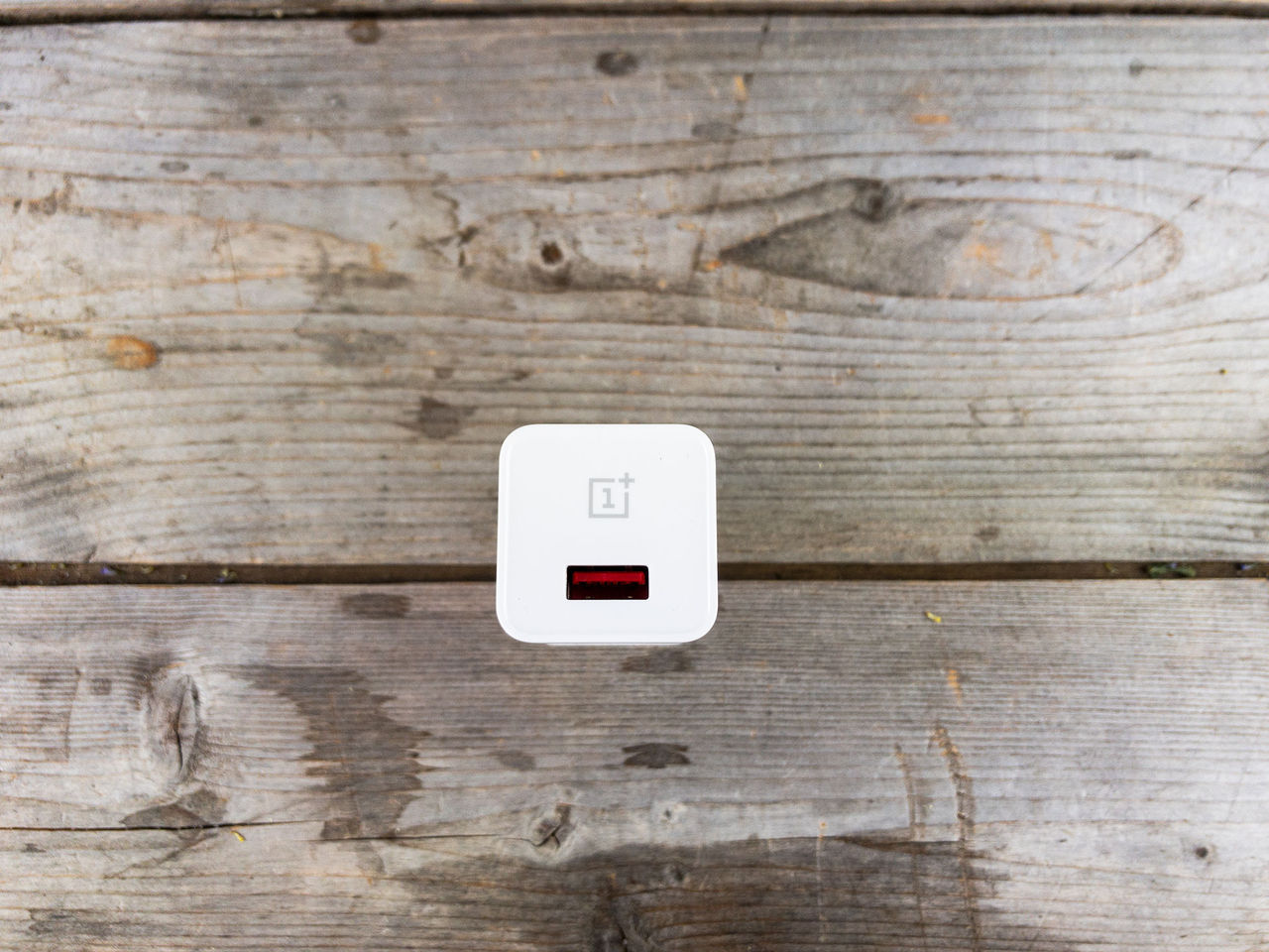 Pete Lau berättar varför OnePlus 5T saknar trådlös laddning 