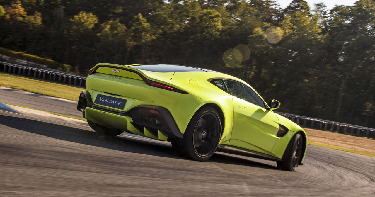 Nu kan du bygga nya Aston Martin Vantage