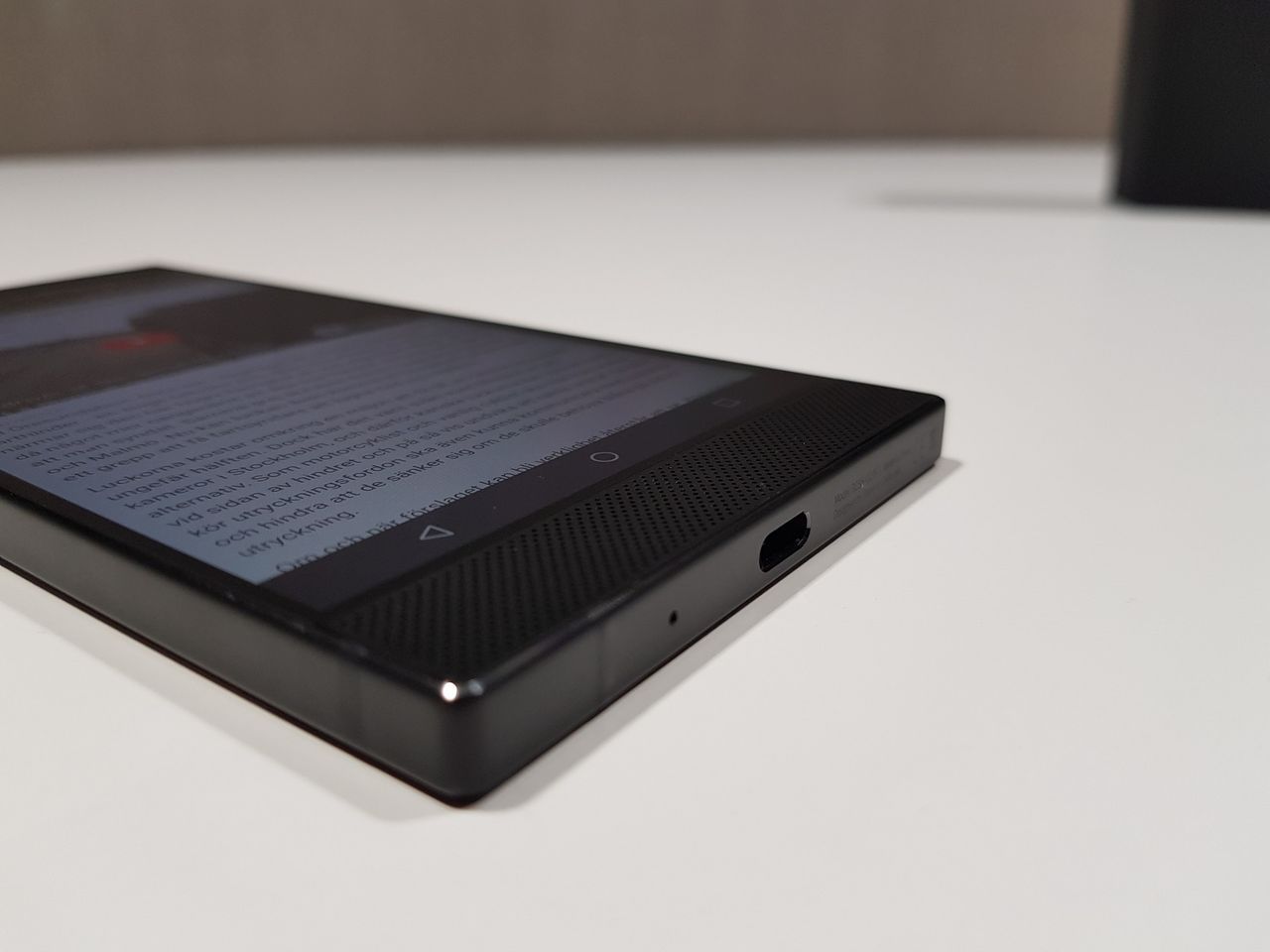 Razer-VD förklarar varför hörlursuttag slopades i Phone