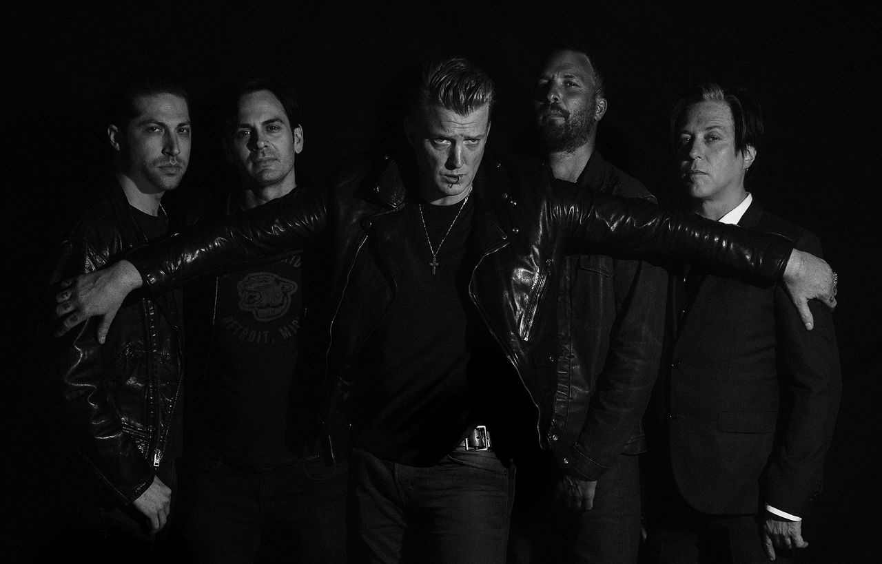 Queens of the Stone Age kommer till nöjesfälten