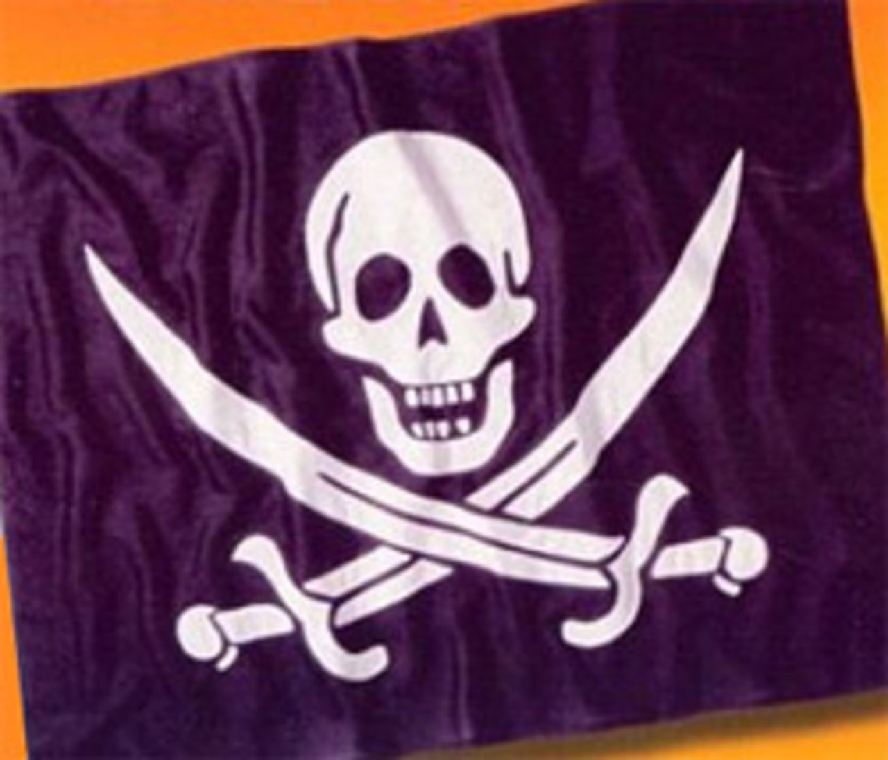 Pirater får jagas av alla