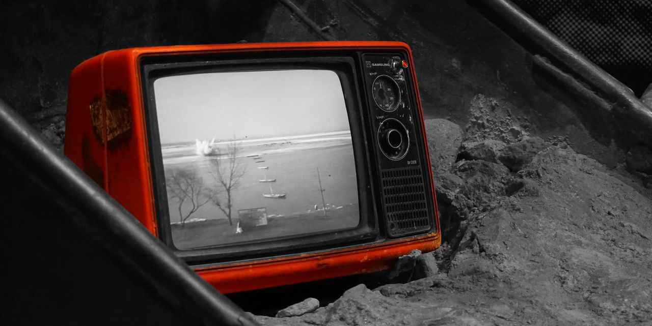 Man misstänkt för avkodade tv-sändningar krävs på närmare 300 miljoner kronor