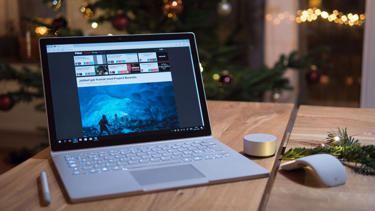 Microsoft Surface Book 2