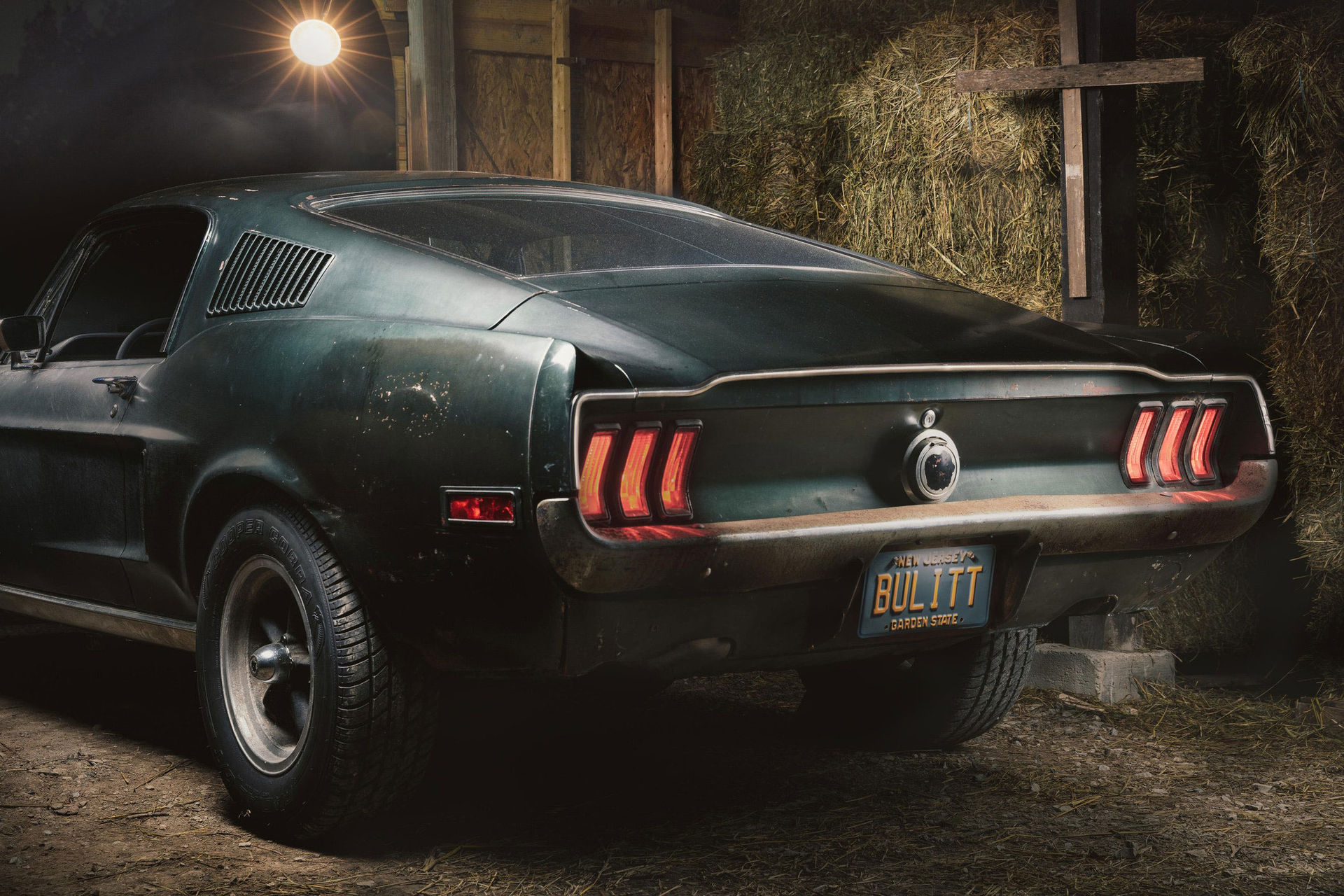 Steve McQueens Mustang Bullitt rullar fortfarande