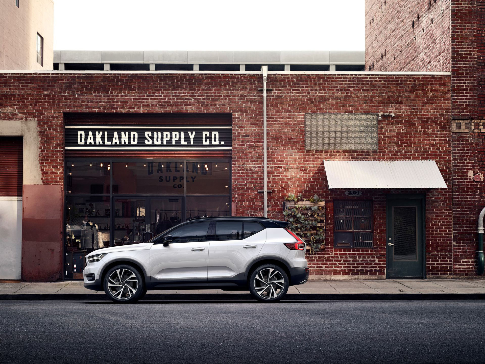 Nu kan du bygga Volvo XC40 nätet