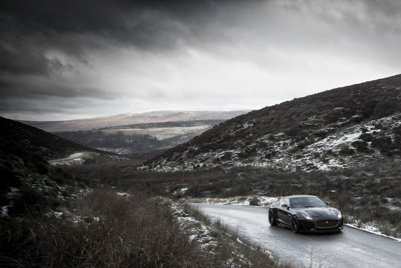 Lister Cars presenterar Thunder