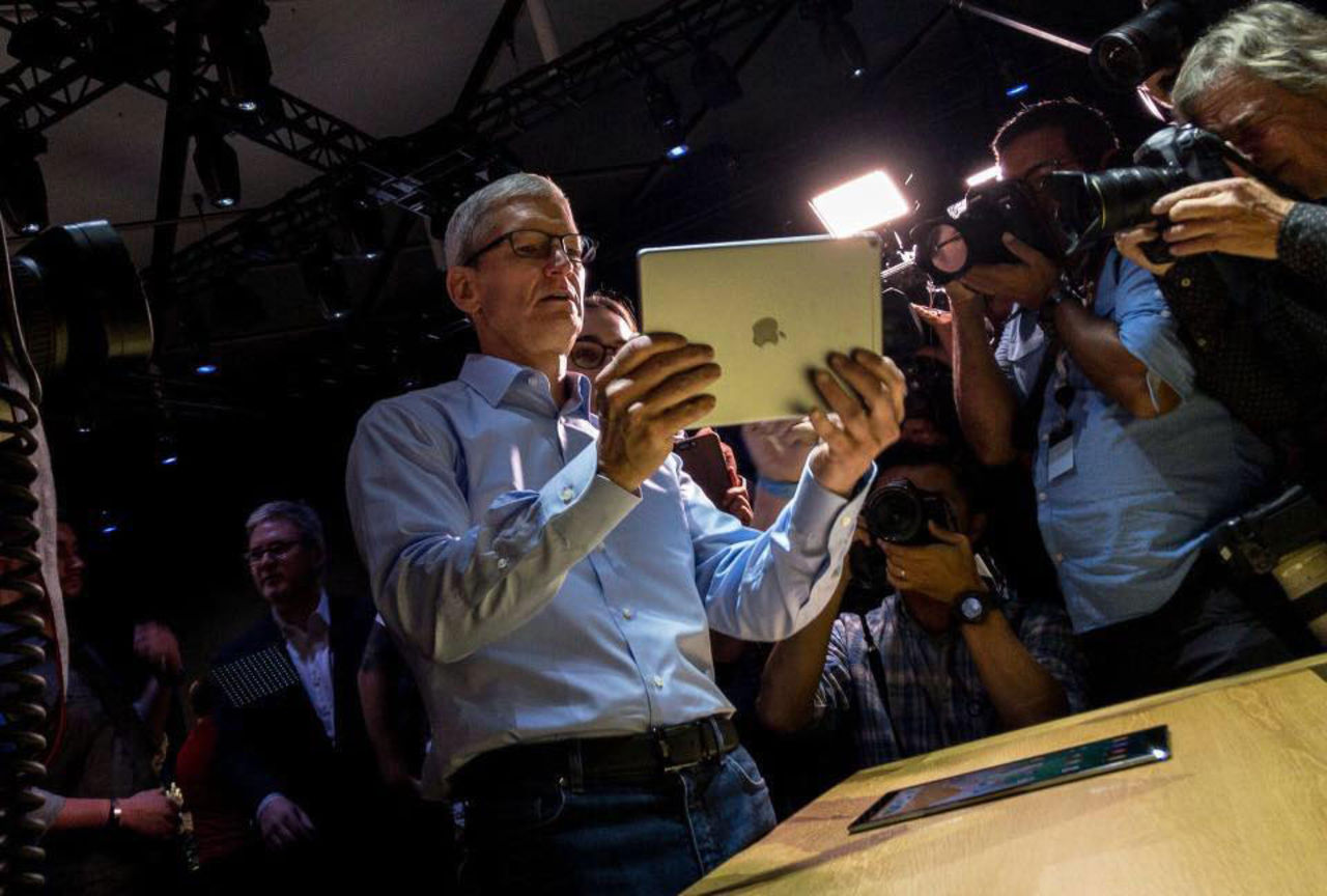 Tim Cook om hur batteribytena påverkar framtida försäljning